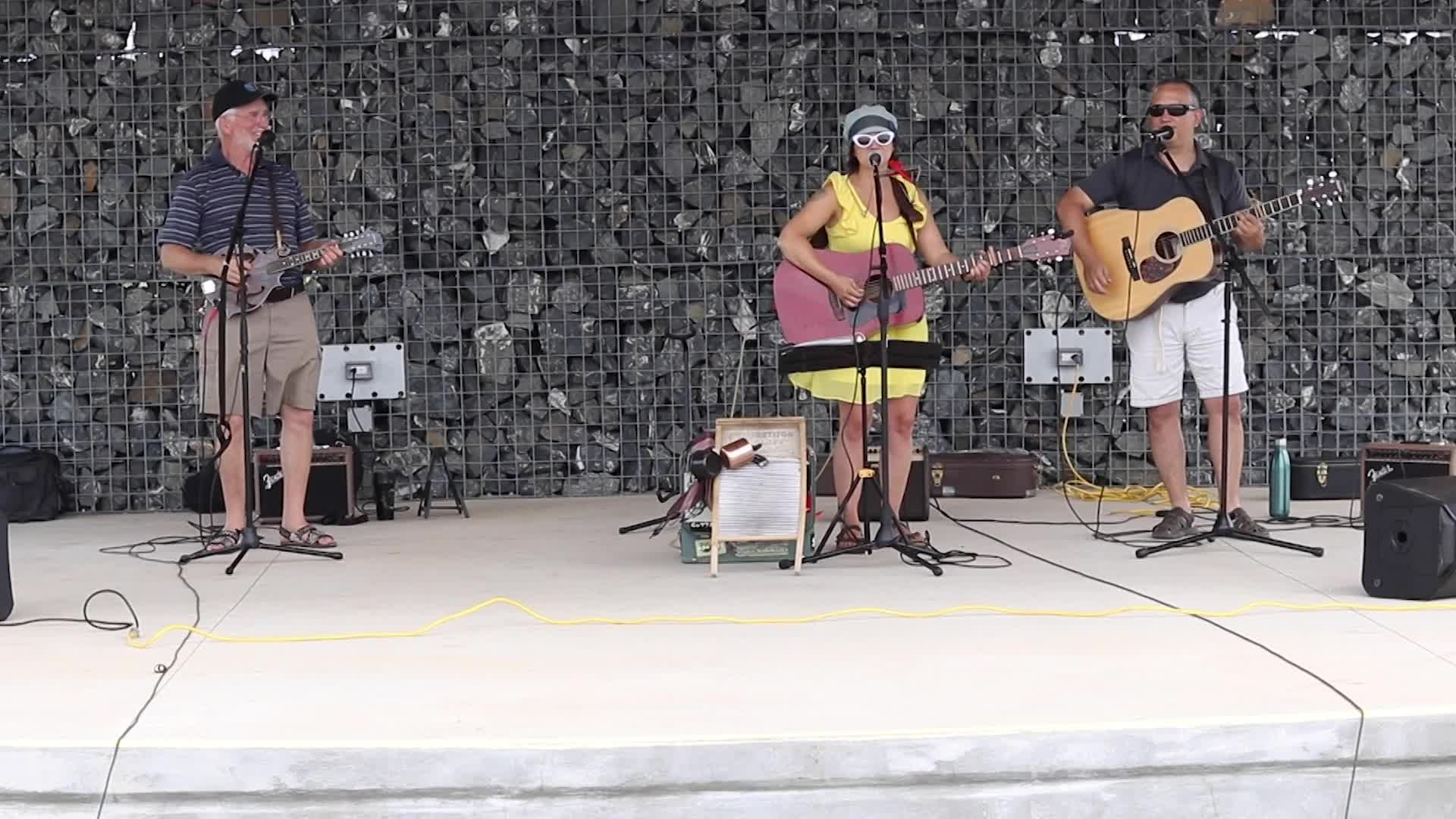 Thumbnail image for MITP 2021 The Wheat City Jug Band 03July021