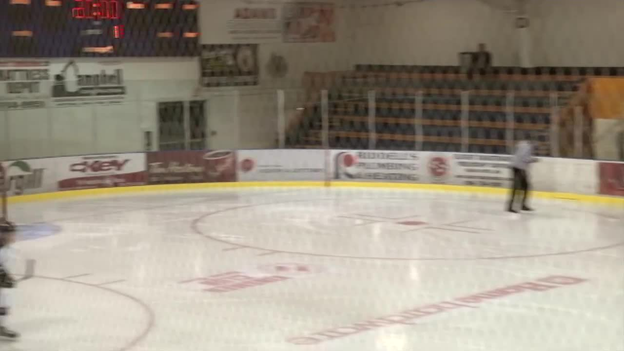 Thumbnail image for Swan-2019StampsHockeyVsVirden-Sep24