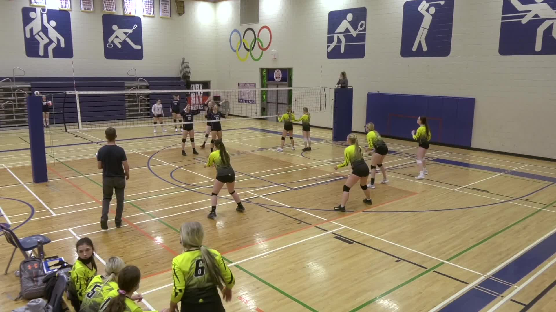 Thumbnail image for Swan-2021SVRSSVolleyballvsGilbertPlains-Oct26
