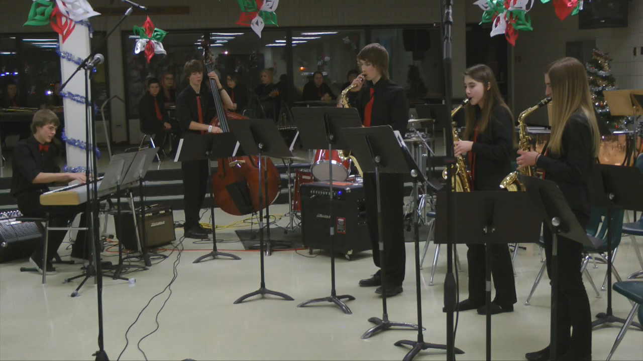 Thumbnail image for Swan-2016SVRSSBandChristmasConcert-Dec14