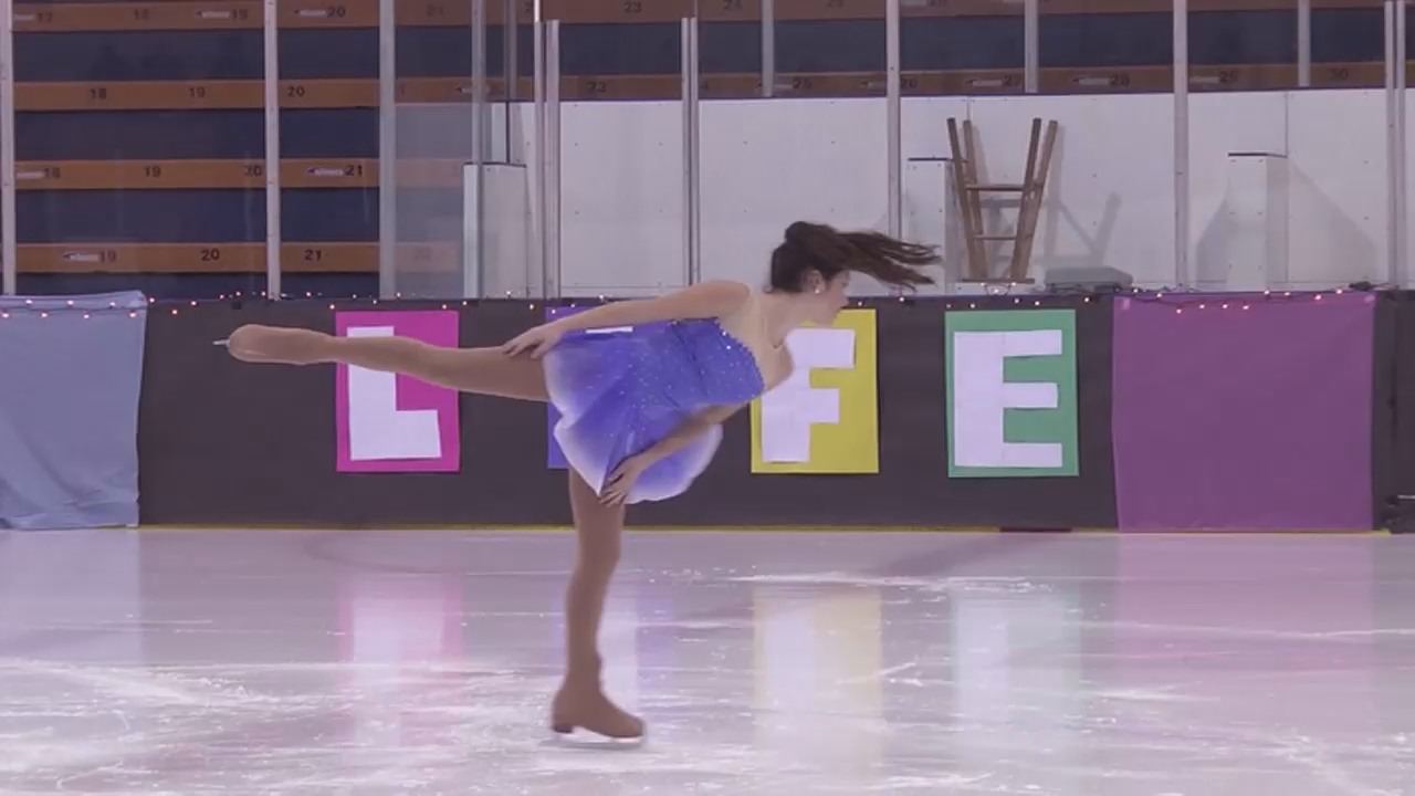 Thumbnail image for Swan-2016SwanRiverSkating-Mar7