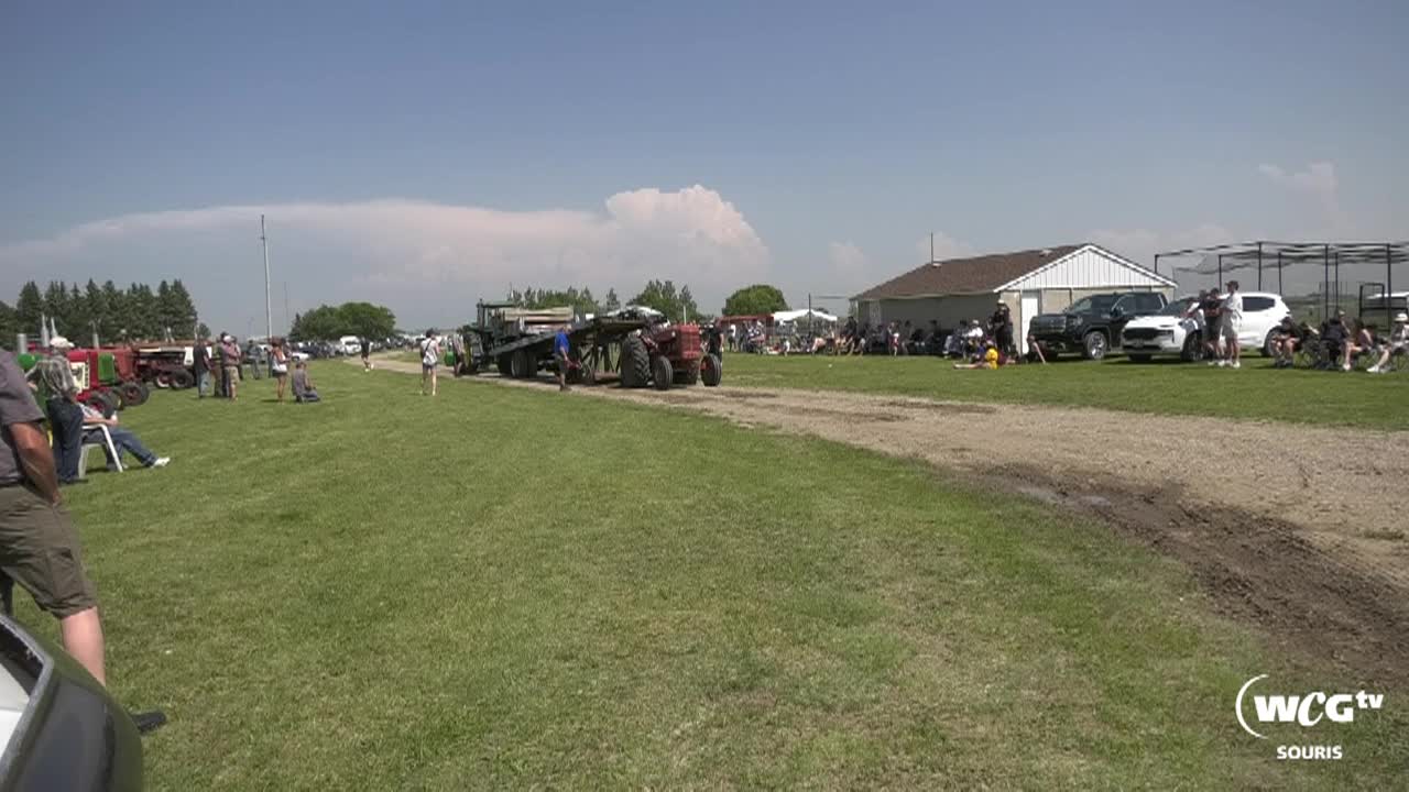 Thumbnail image for Sour-Antique Tractor Pull-July 13 2024