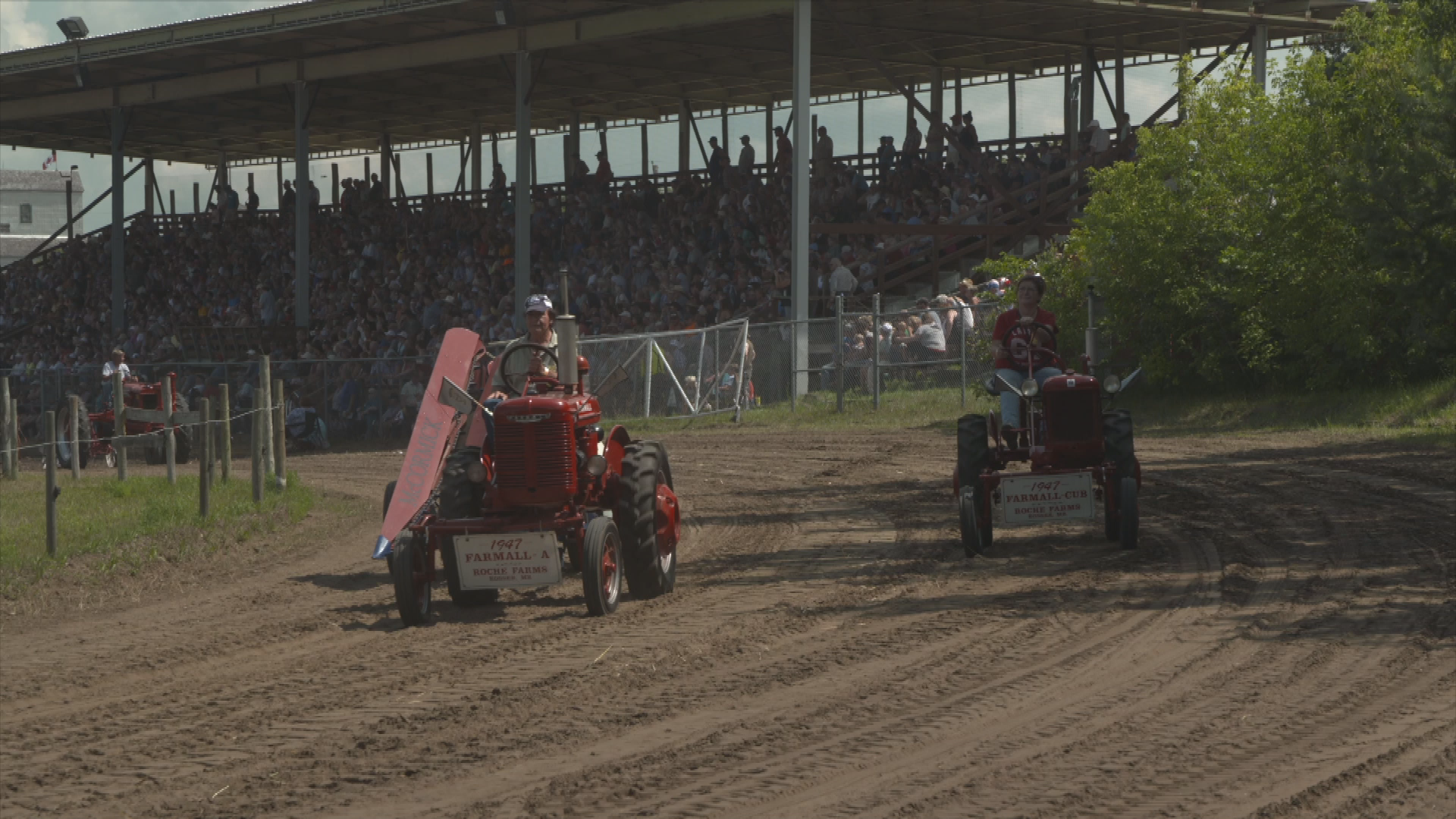 Thumbnail image for Birt - INTERNATIONAL Vintage Parade