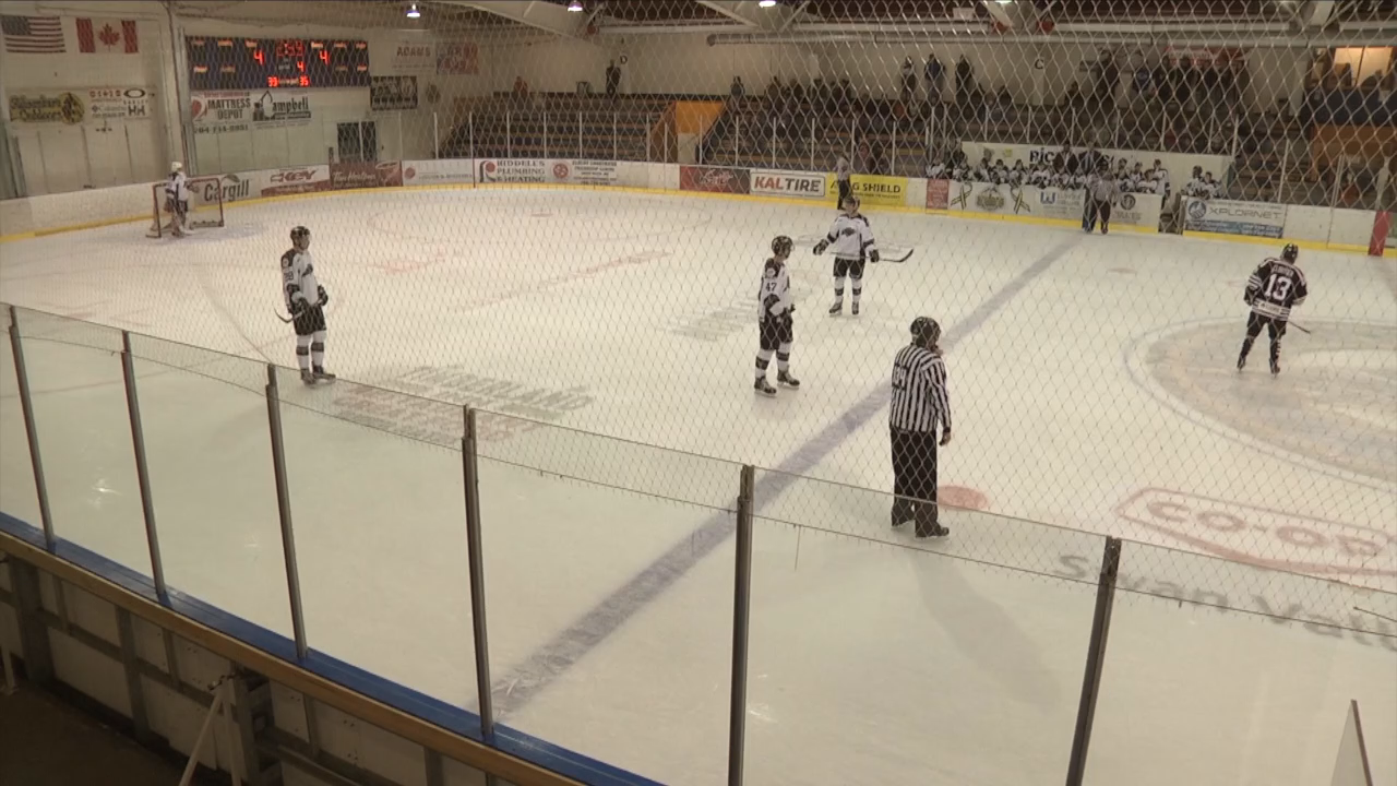 Thumbnail image for Swan-2019StampsHockeyVsVirden-Sep24