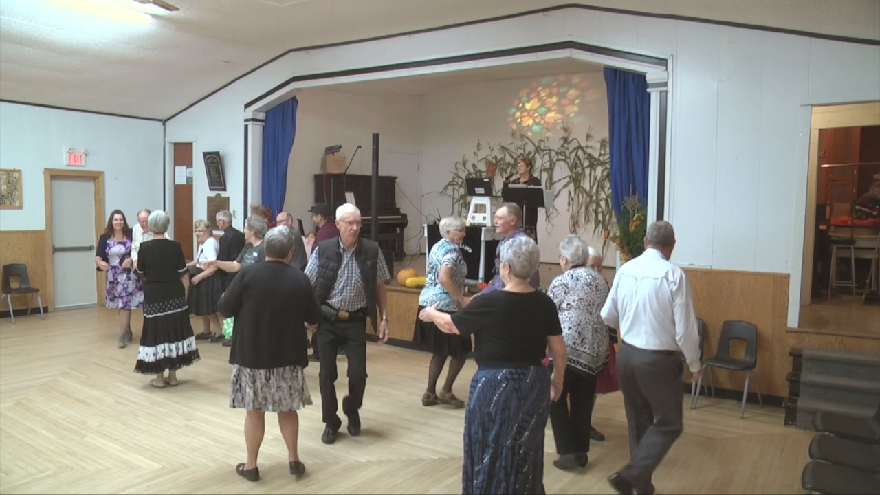 Thumbnail image for Swan-2019FallSquareDance-Sept28